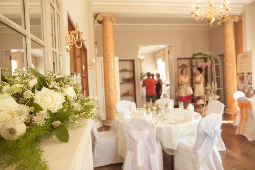 Kitley House & Country Estate Hotel Brixton  Exterior photo